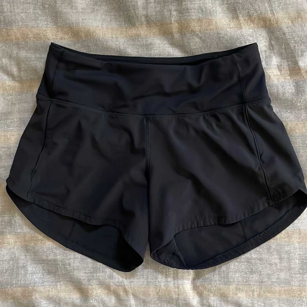 Lululemon Speed Up Mid-Rise Lined Short 4"